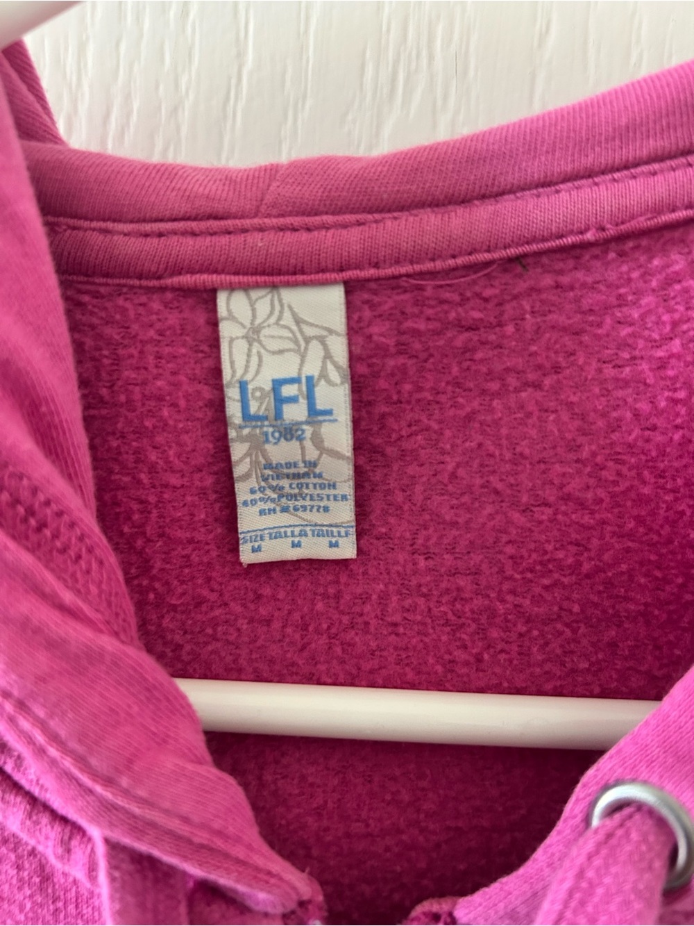 LFL 1982 Pink Cropped Zip Front Hoodie Size Medium - Picture 2 of 4